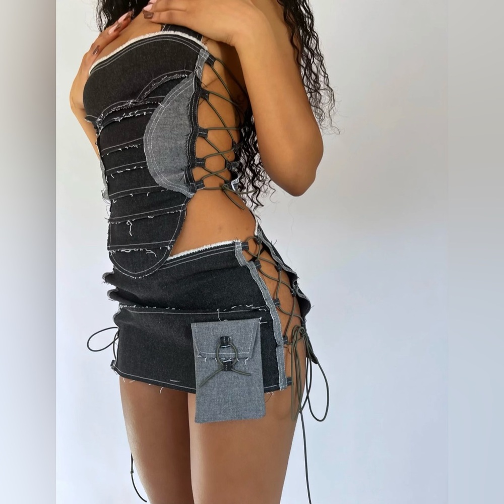 AR8D corset outfit had an extra one brand new (SHOOT ME AN OFFER)